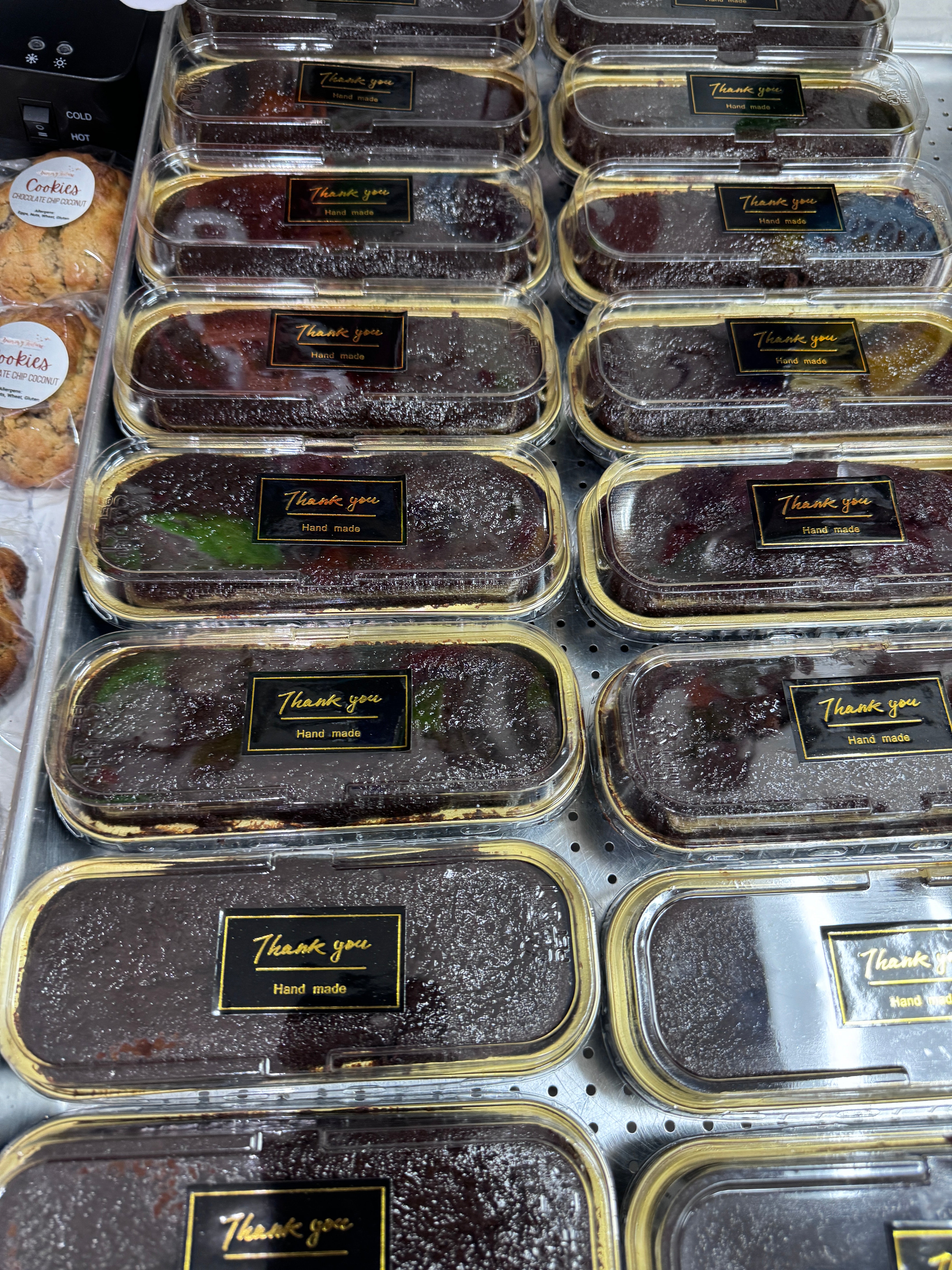 Cake Souvenir - sold per Dozen (12)